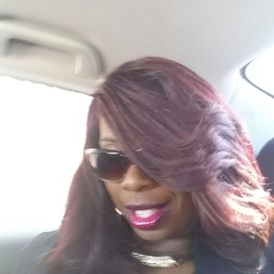 Meet your Posher, Pamela